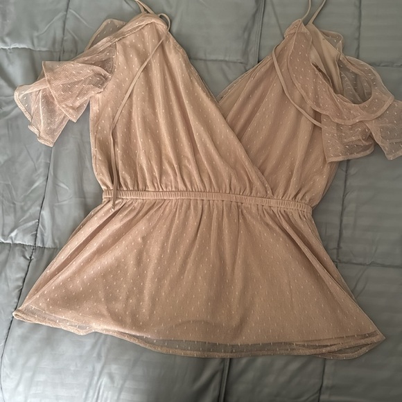 Express Top - Picture 2 of 5